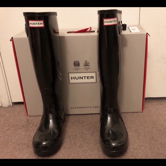 Black Tall Gloss Hunter Rain Boots - Picture 2 of 2